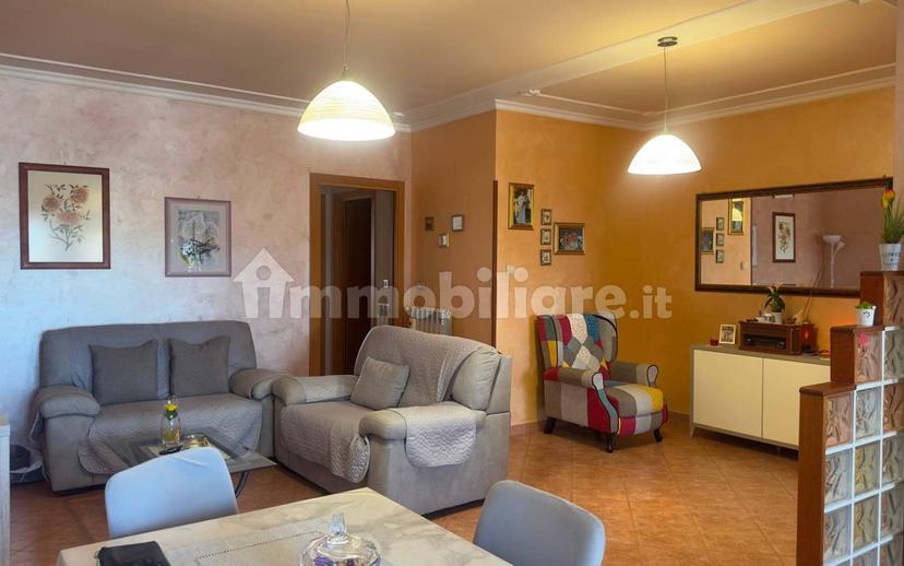 Bilocale via Antonio Stradivari 4, Semicentro, Aprilia — foto 2 di 12