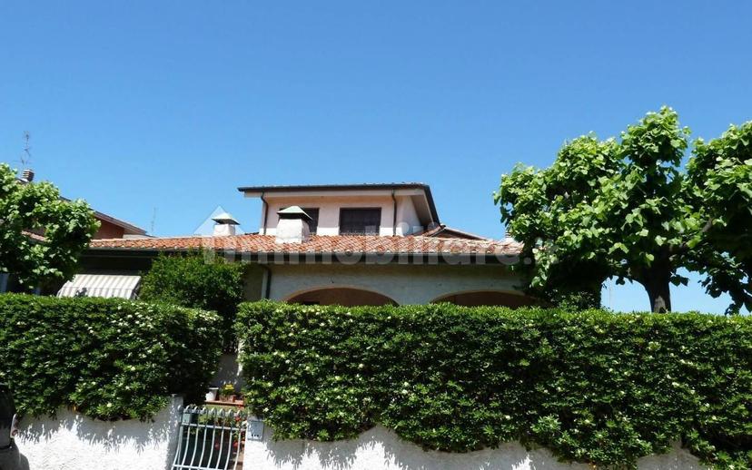 Villa unifamiliare via delle Stelle, Darsena - Ex Campo di Aviazione, Viareggio — foto 3 di 10