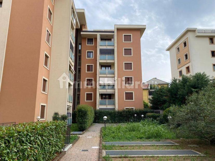 Bilocale via San Cristoforo 101, Centro, Brugherio — foto 13 di 31