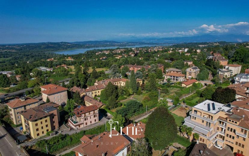 Villa unifamiliare via Pietro Metastasio, Casbeno, Varese — foto 11 di 25