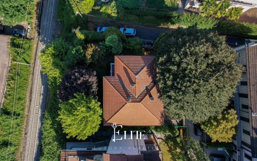 Villa unifamiliare via Pietro Metastasio, Casbeno, Varese — foto 20 di 25