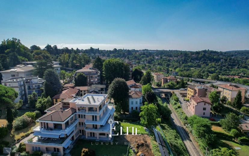 Villa unifamiliare via Pietro Metastasio, Casbeno, Varese — foto 25 di 25