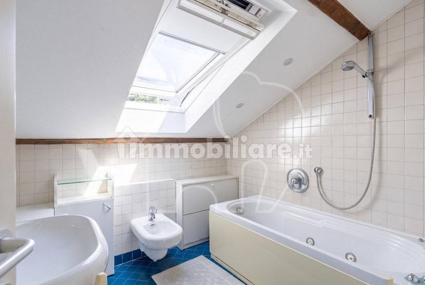 Bilocale buono stato, quarto piano, Centro, Bolzano — foto 10 di 11