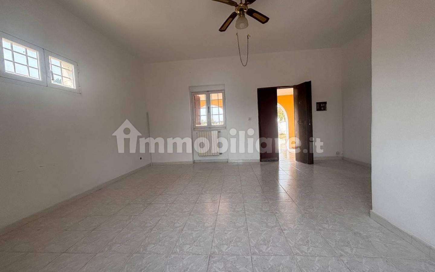 Villa unifamiliare via dei Ciclamini 1x, Cogna, Aprilia