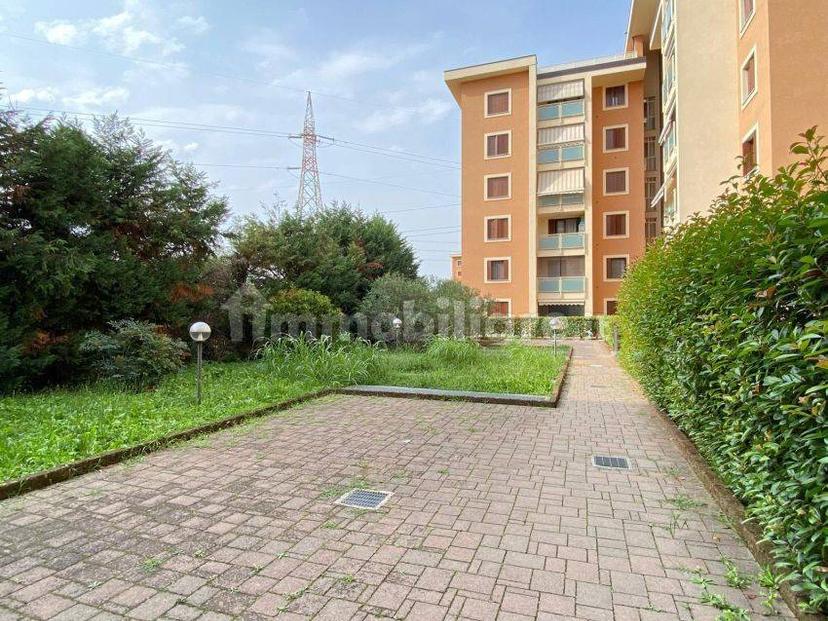 Bilocale via San Cristoforo 101, Centro, Brugherio — foto 17 di 31