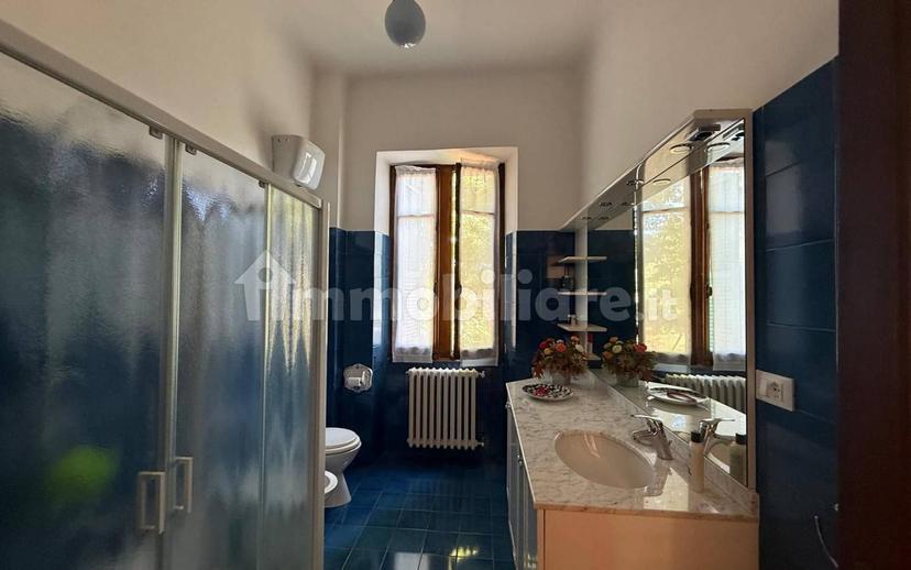 Villa plurifamiliare via Vecchia di Plodio 12, Centro, Carcare — foto 11 di 53