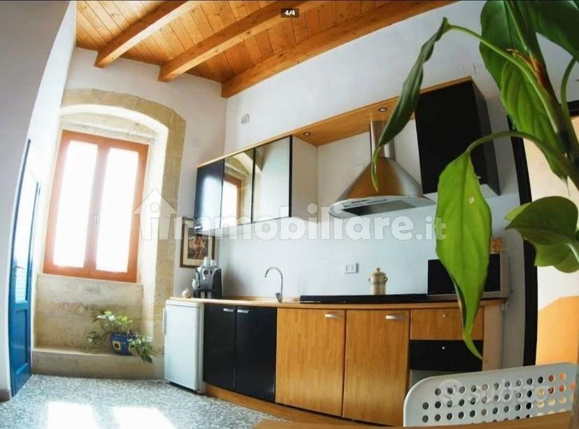Stanza singola Arco Giovanni Paisiello 3, Taranto — foto 3 di 4