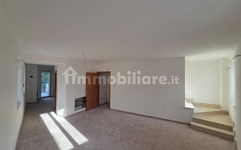 Terratetto unifamiliare Località Villa Sant'Antonio 8, Borgo Sant'Antonio, Visso — foto 4 di 20