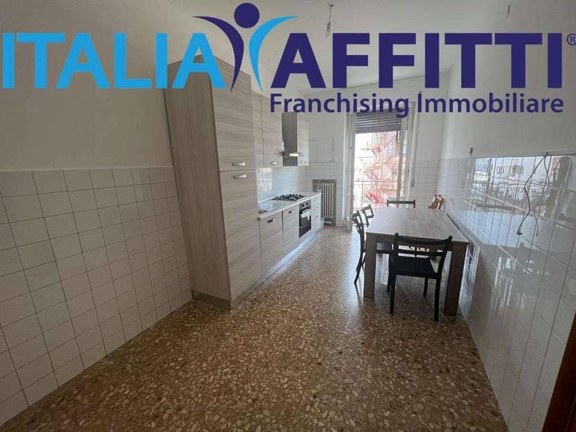 Stanza in affitto in appartamento Chieti Scalo, Chieti — foto 3 di 15
