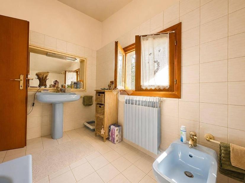 Villa bifamiliare via D. Savio 19, Centro, Chiari — foto 9 di 33