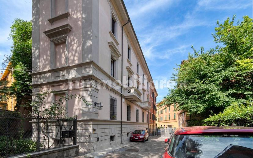 Stanza doppia via San Vitale 44, Bologna