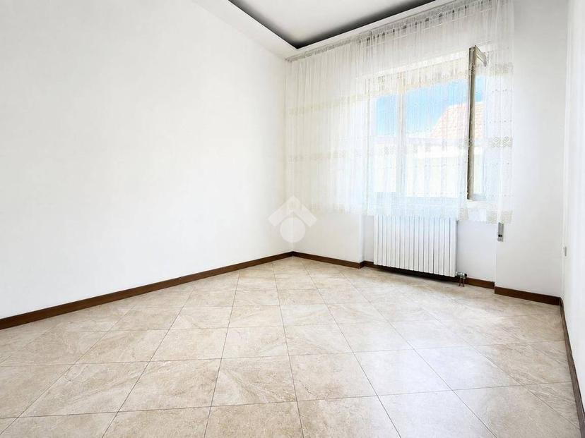 Trilocale via Vercelli 8, Desio — foto 8 di 13