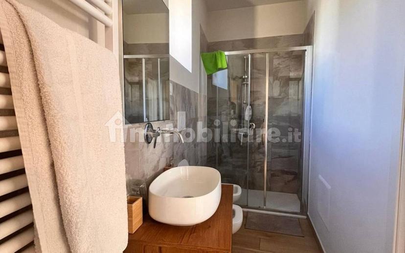 Bilocale via Brunati, Centro, Salò — foto 3 di 30