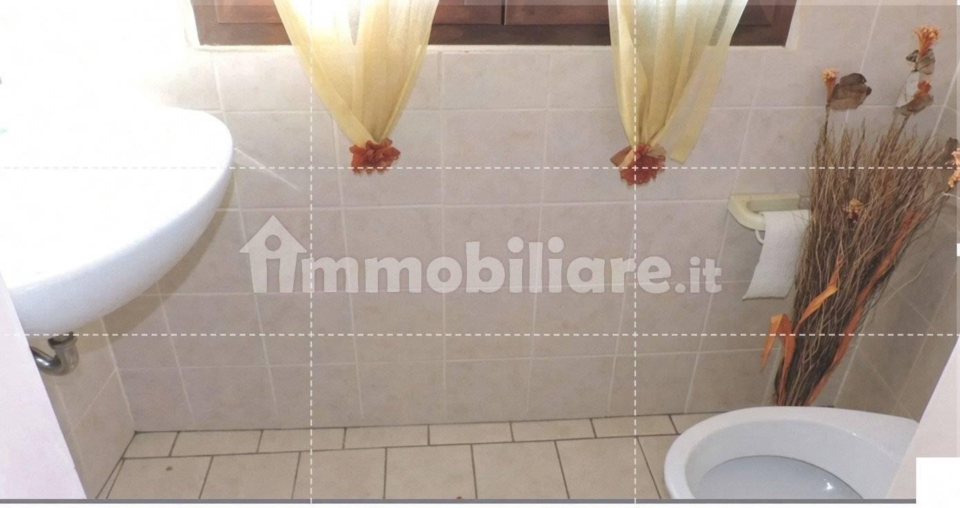 Villa a schiera via Fabbreccia 22, Centro, Pietralunga