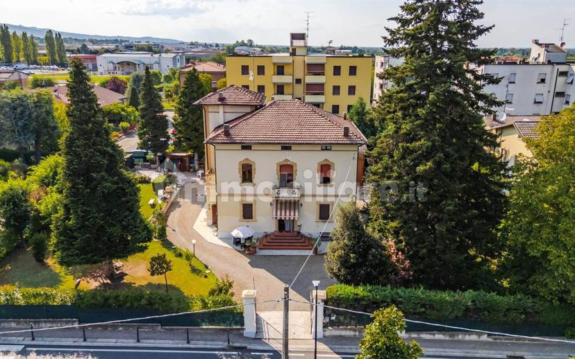 Quadrilocale via Aldo Moro  46, Centro, Casalgrande — foto 19 di 53