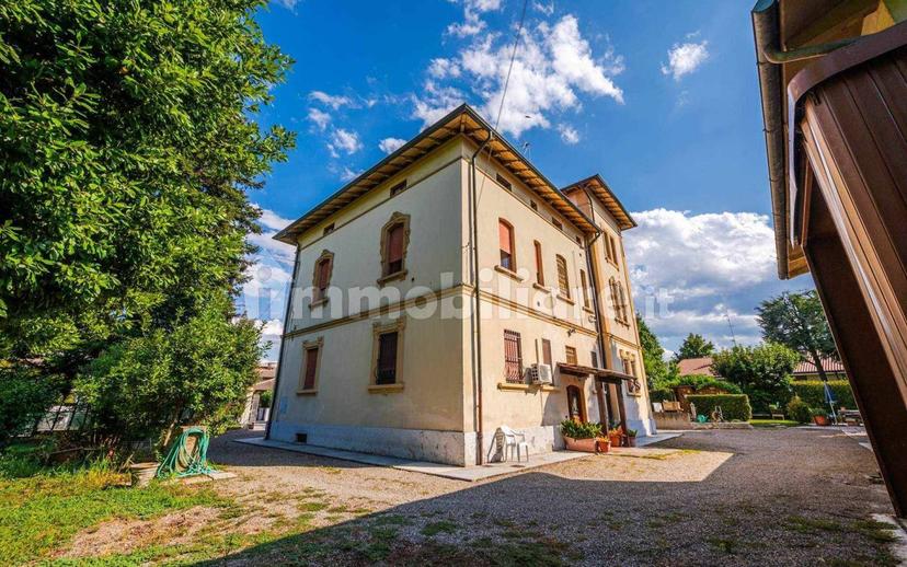 Quadrilocale via Aldo Moro  46, Centro, Casalgrande — foto 18 di 53