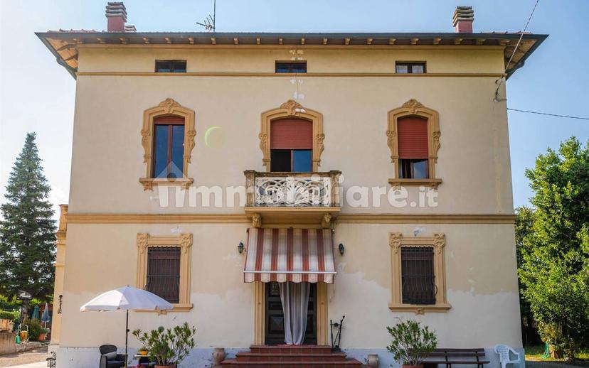 Quadrilocale via Aldo Moro  46, Centro, Casalgrande — foto 4 di 53