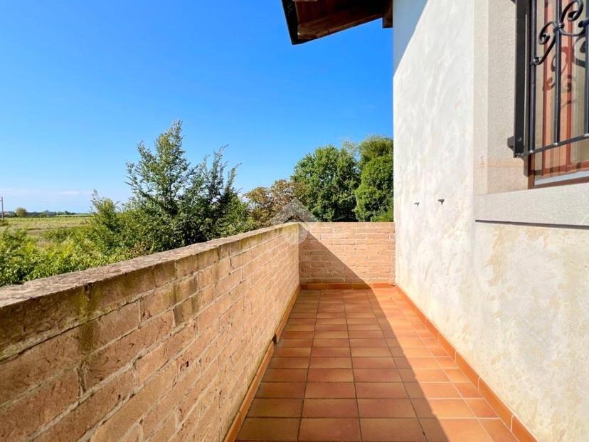 Villa unifamiliare piazza san rocco 50, Centro, Carlino — foto 10 di 33