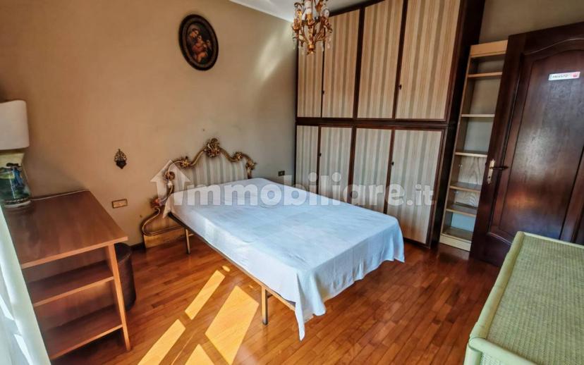 Villa bifamiliare via Diocleziana, Centro, Montegrotto Terme — foto 2 di 37