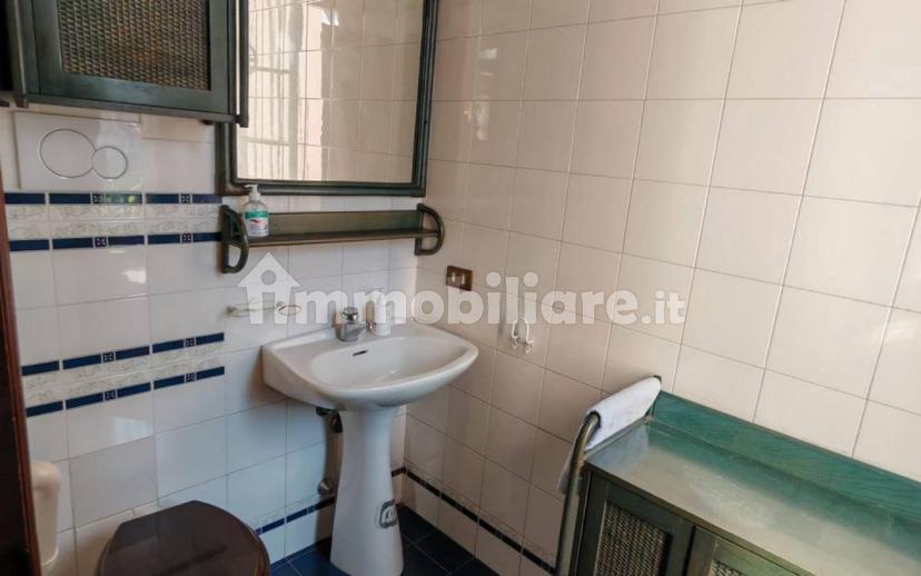 Villa bifamiliare via Diocleziana, Centro, Montegrotto Terme — foto 4 di 37
