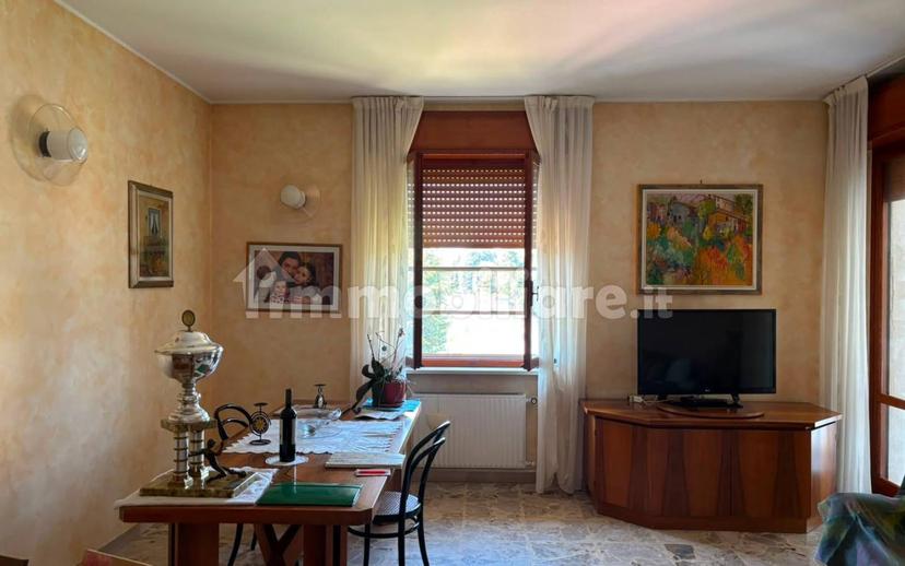 Quadrilocale viale 2 Giugno, Centro, Castel San Giovanni — foto 12 di 13