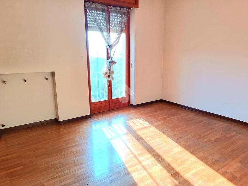 Villa bifamiliare frazione simone 110, Valdilana — foto 9 di 37