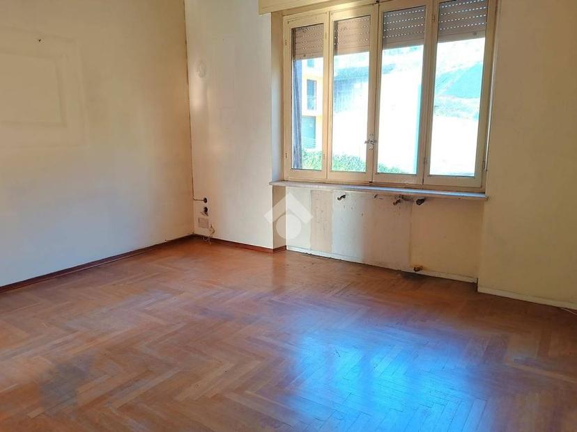 Villa bifamiliare frazione simone 110, Valdilana — foto 8 di 37