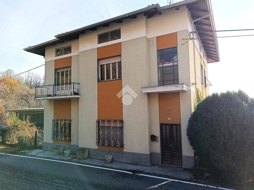 Villa bifamiliare frazione simone 110, Valdilana — foto 15 di 37