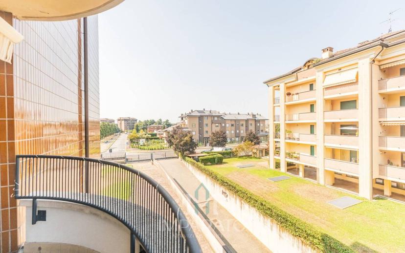 Bilocale via Madre Margherita Panzeri 10, Centro, Agrate Brianza — foto 4 di 23