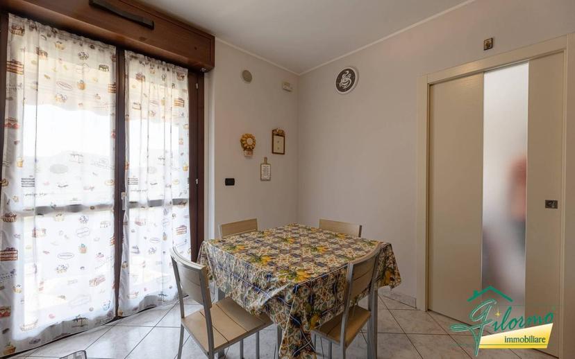 Quadrilocale via Aldo Moro, Centro, La Loggia — foto 4 di 31