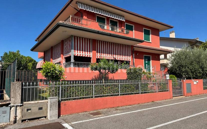 Villa bifamiliare via Gua' 50, Centro, Zimella — foto 5 di 8