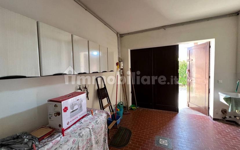 Villa bifamiliare via Claudio Monteverdi 10, Centro, Reggiolo — foto 3 di 18