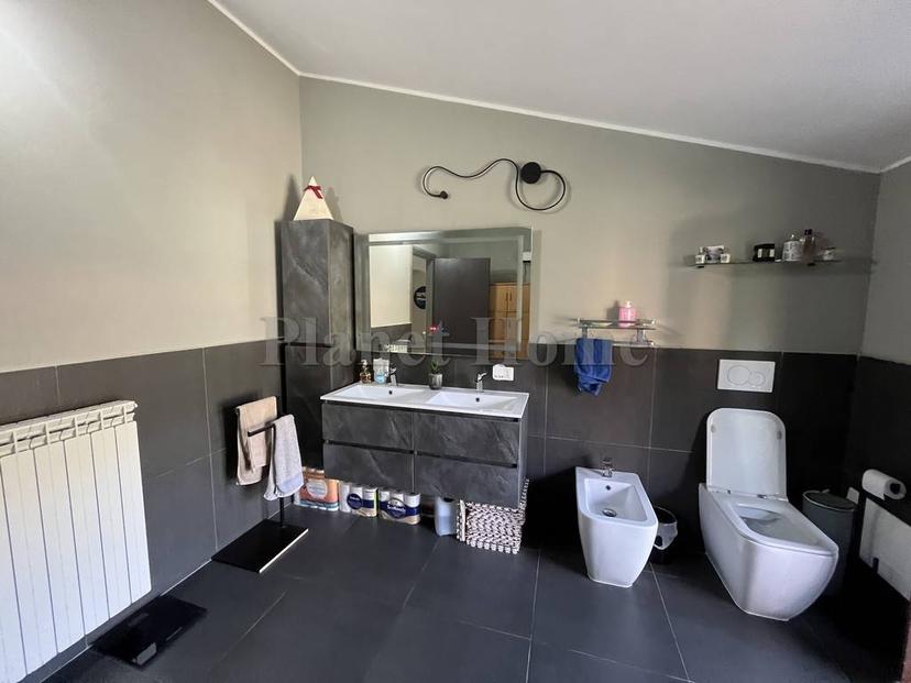 Villa unifamiliare via della Repubblica, Centro, Amelia — foto 19 di 26