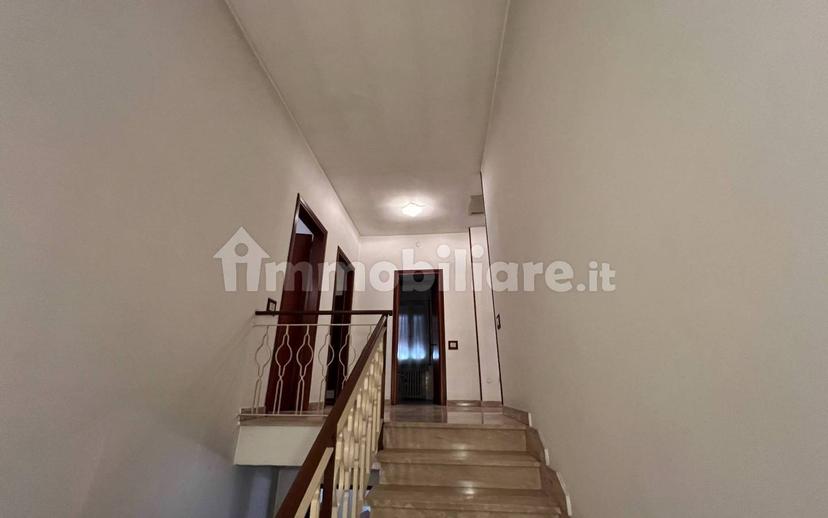 Villa bifamiliare via Claudio Monteverdi 10, Centro, Reggiolo — foto 10 di 18