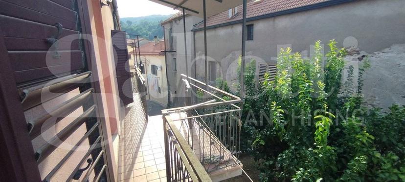 Trilocale via Giovanni XXIII, 6, Amaroni — foto 11 di 38