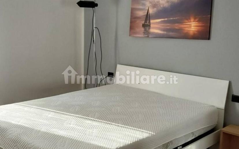 Stanza singola viale Alberto Bolla, San Pietro in Cariano — foto 3 di 7