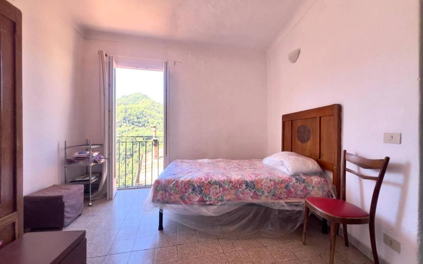 Quadrilocale via Fiume 15, Centro, Apricale — foto 2 di 17