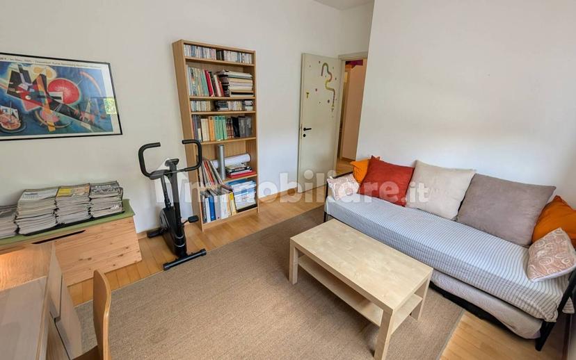 Trilocale via Alessandro Volta 25, Centro, Mezzago — foto 6 di 25