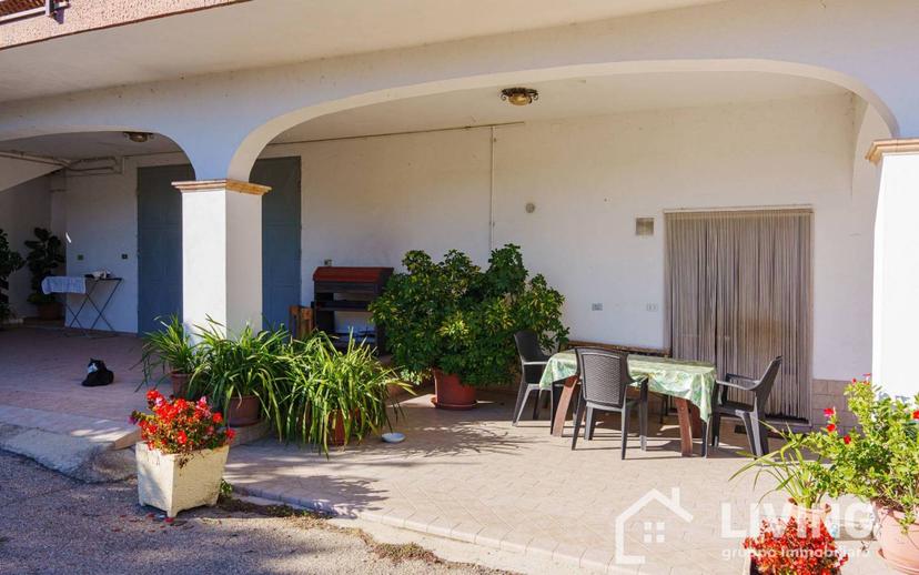 Villa plurifamiliare Contrada Rielli 1, Loreto Aprutino — foto 14 di 89