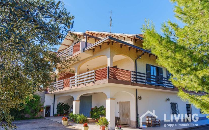 Villa plurifamiliare Contrada Rielli 1, Loreto Aprutino — foto 83 di 89