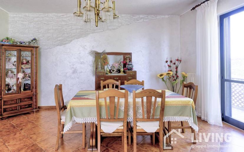 Villa plurifamiliare Contrada Rielli 1, Loreto Aprutino — foto 29 di 89