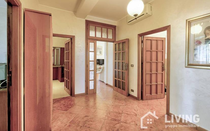 Villa plurifamiliare Contrada Rielli 1, Loreto Aprutino