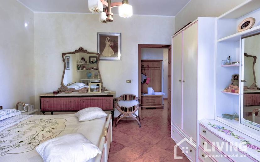 Villa plurifamiliare Contrada Rielli 1, Loreto Aprutino — foto 40 di 89