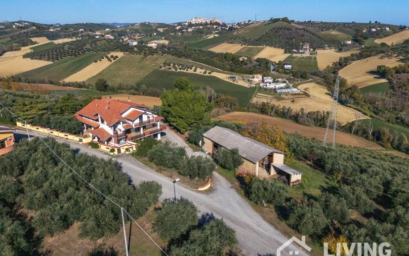 Villa plurifamiliare Contrada Rielli 1, Loreto Aprutino — foto 80 di 89
