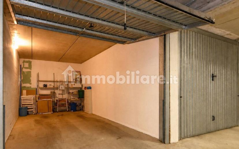 Trilocale via degli Alpini, Montinelle, Manerba del Garda — foto 22 di 35