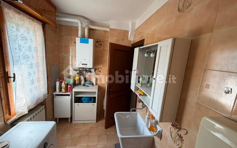 Appartamento ottimo stato, primo piano, Centro, Vignola — foto 16 di 19