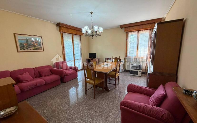 Appartamento ottimo stato, primo piano, Centro, Vignola