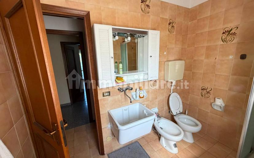 Appartamento ottimo stato, primo piano, Centro, Vignola — foto 3 di 19