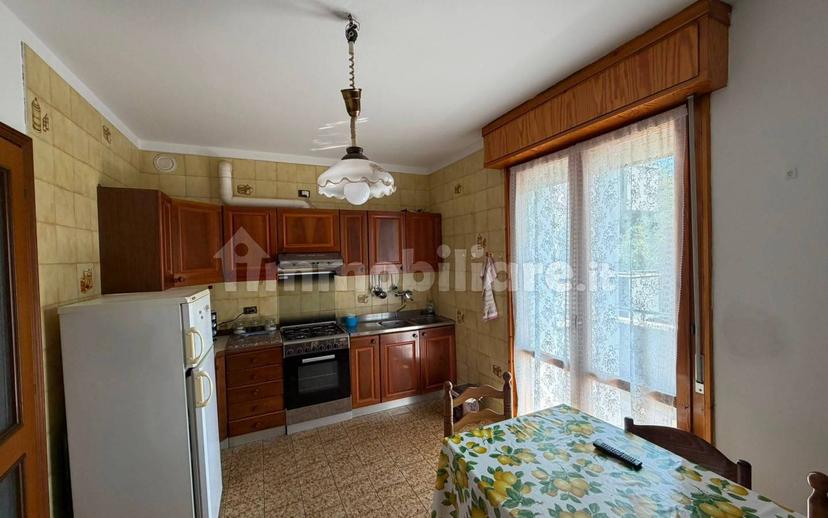 Appartamento ottimo stato, primo piano, Centro, Vignola — foto 6 di 19