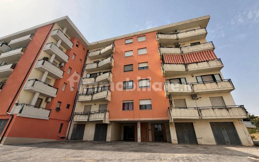 Quadrilocale via dei Castagni, Centro, Termoli — foto 2 di 13